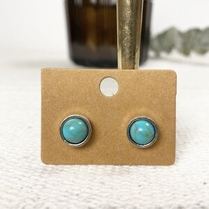 NEW Western style Turquoise color Medium Round stud Earrings